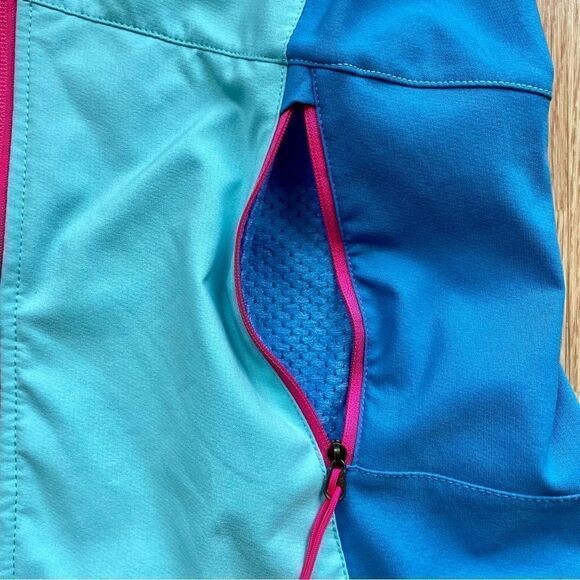 The North Face Blue and Pink Windbreaker Light Jacket - Size: Small - Picture 8 of 11